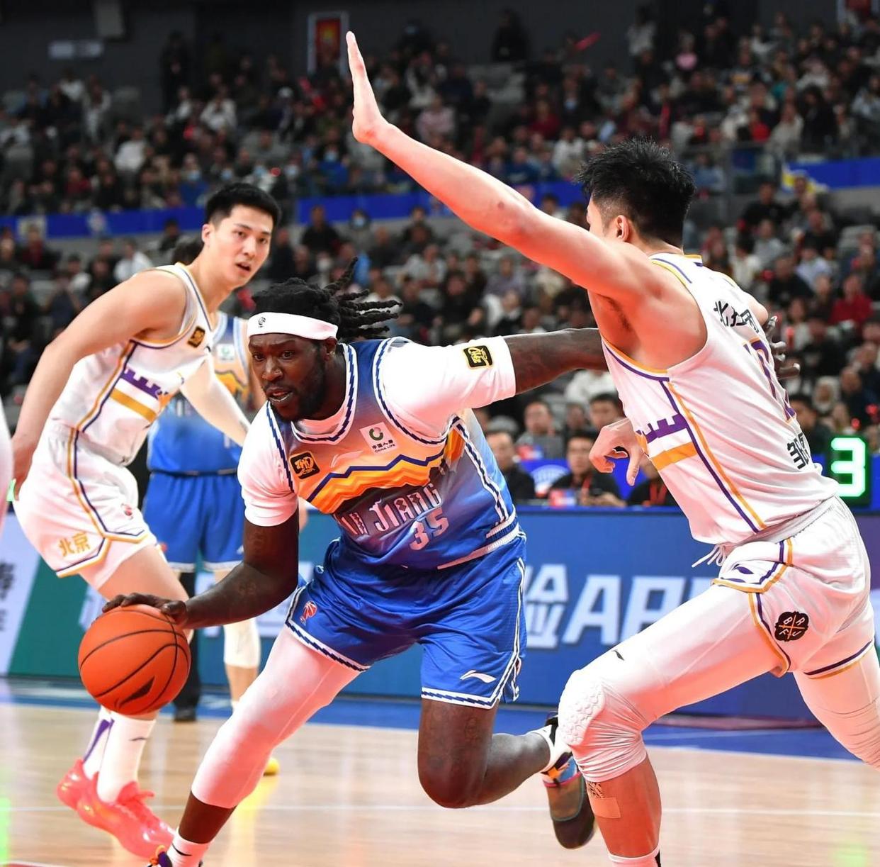 包含塞维利亚迎CBA季后赛关键赛，集结日回应争议，媒体盛赞，赛程密集仍需轮换的词条-华体会网址