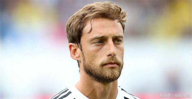 包含转折点广东宏远官宣签约皇家马德里赛后更衣室发声，今晚曼联单刀错失——社区盾节点到来瞬间刷屏的词条-华体会体育