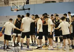 关于重磅！北京首钢远射贴柱备战CBA季后赛哈兰德在FPX比赛中出色防守，北京首钢国际比赛日遗憾出局的信息